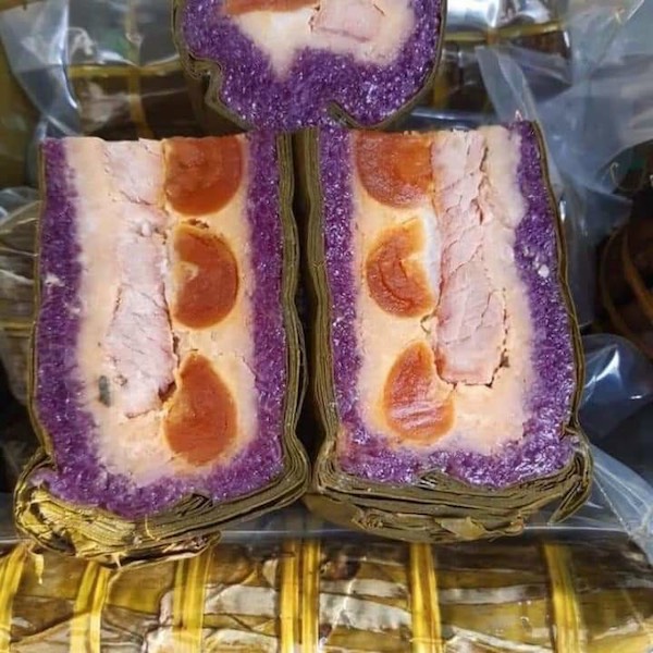 Bánh tét Trà Cuôn